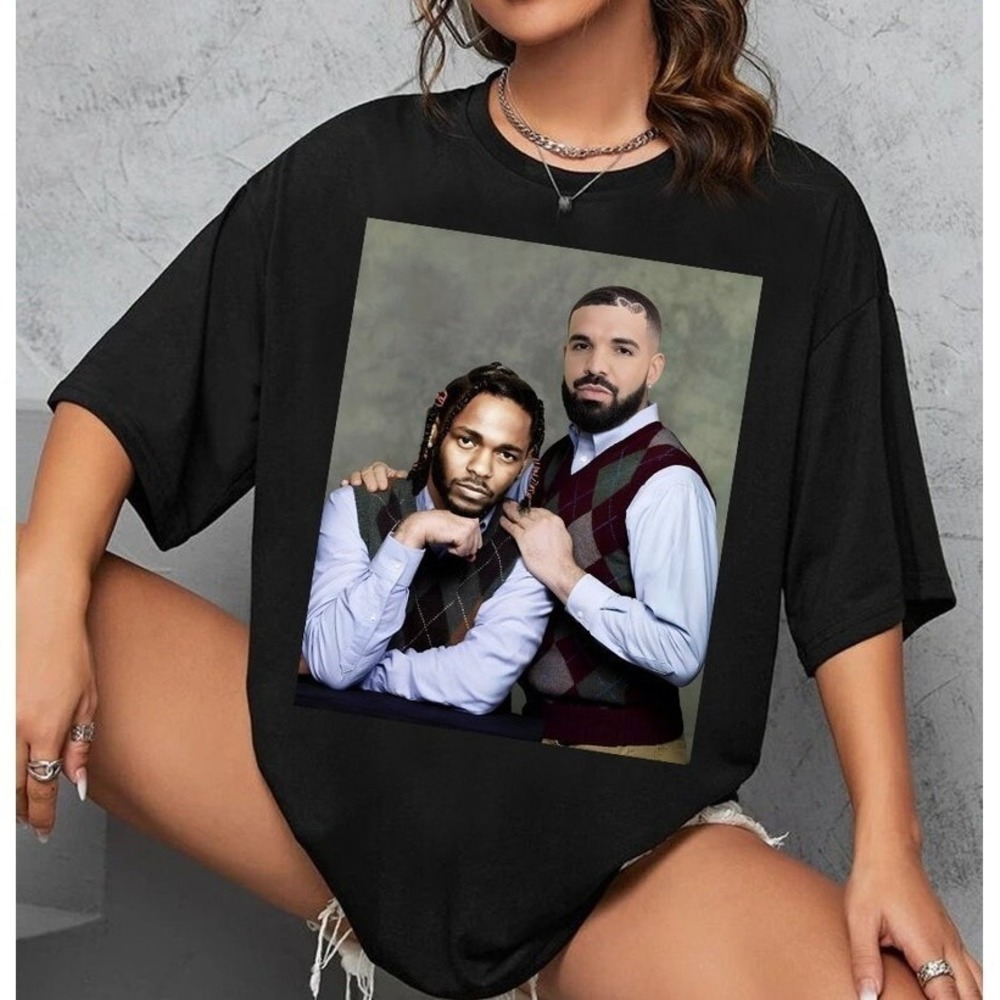 Kendrick Lamar Vs Drake Rap Funny Unisex Tshirt Gift